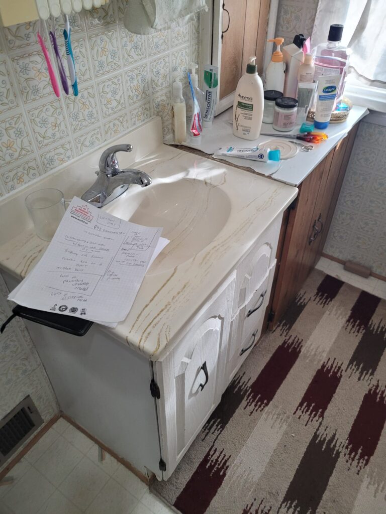 Garfield Bathroom Renovation - Before