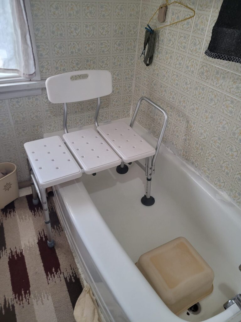 Garfield Bathroom Renovation - Before