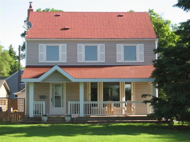 Lyndale Exterior Renovation - All Canadian Renovations Ltd. - Kitchen and Bathroom Renovations Winnipeg, Manitoba
